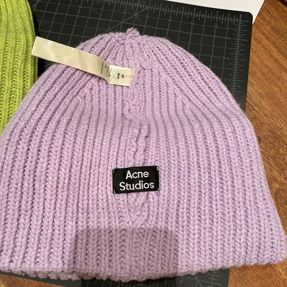 real vs fake Acne Studios beanie - Picture 4 of 10